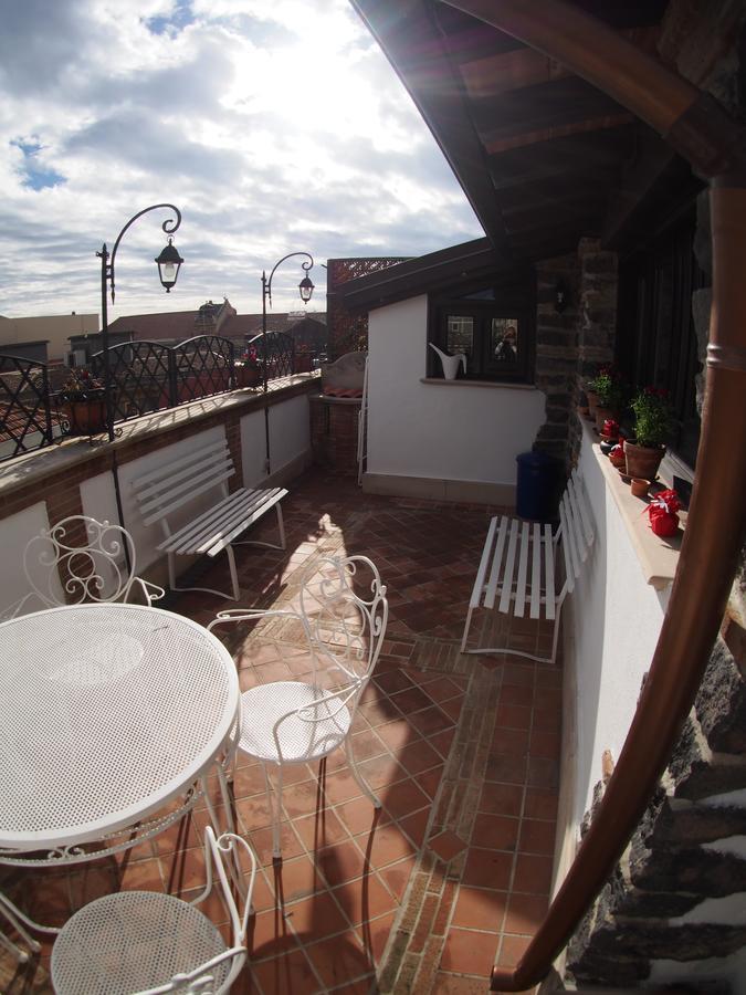 Casa Felice Nel Centro Storico, Tra Etna E Mare Apartment Катания Екстериор снимка